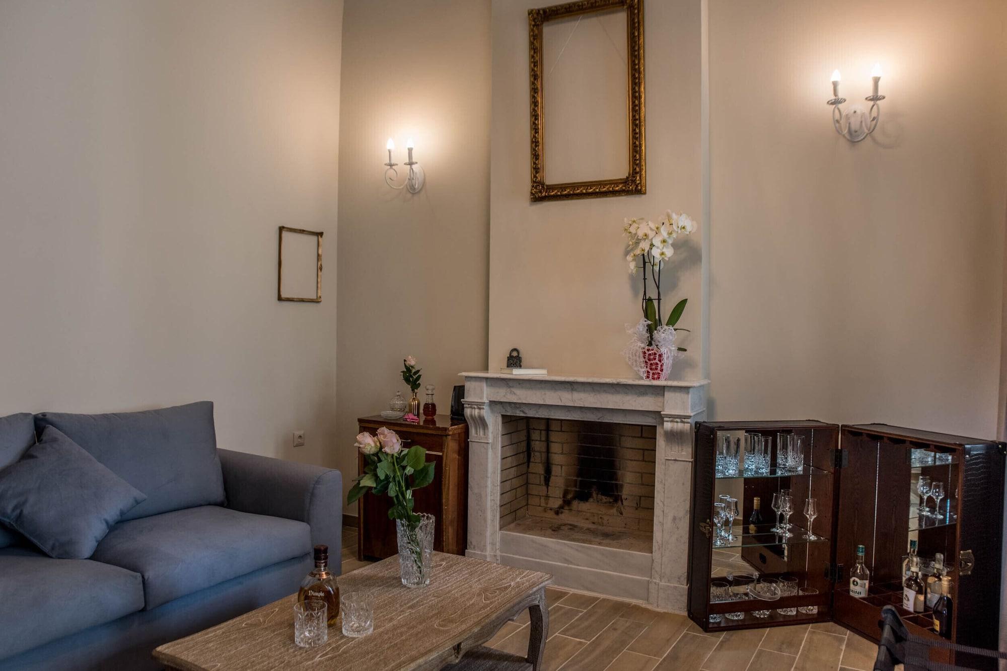 Kyria Boutique House Aparthotel Атина Екстериор снимка