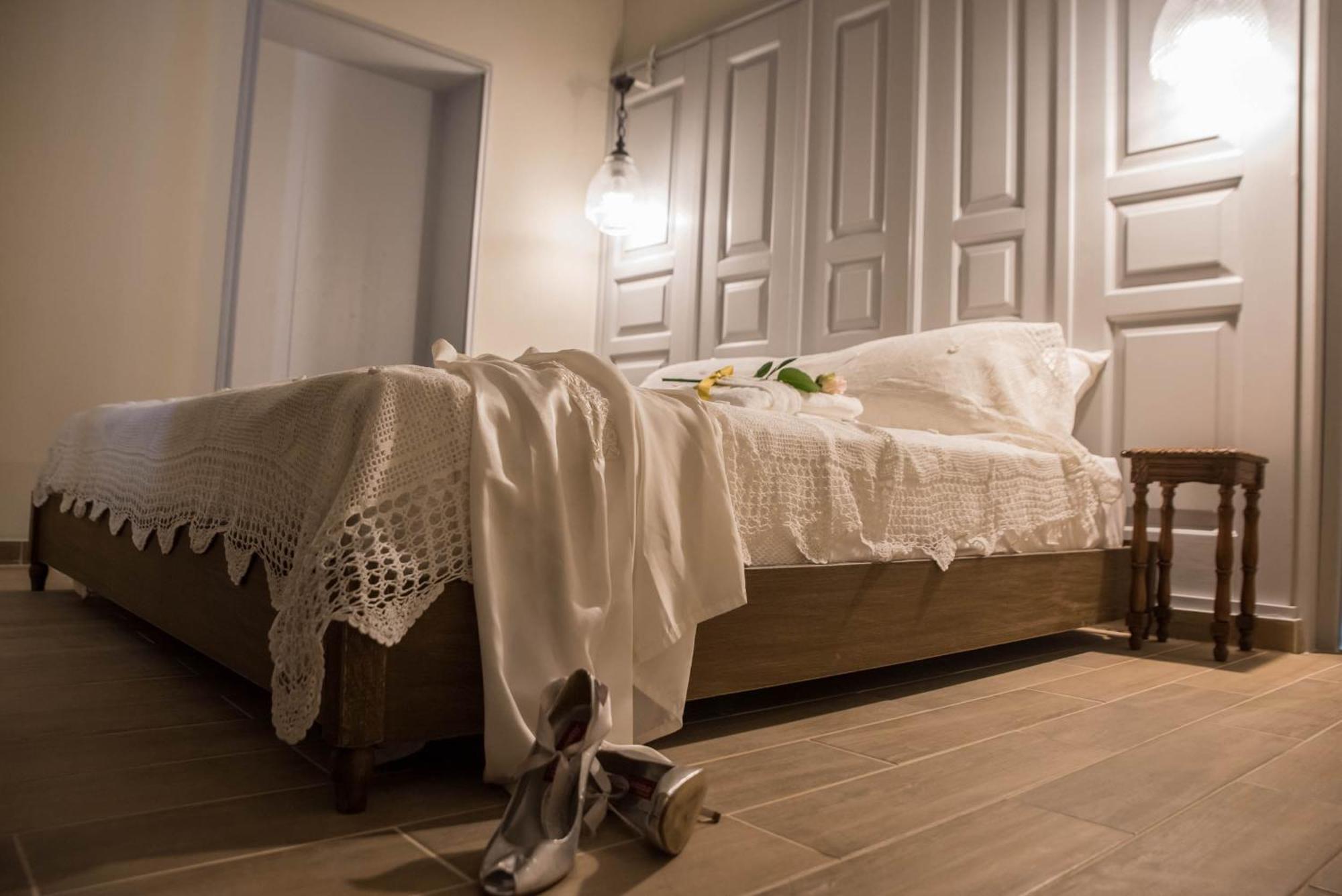 Kyria Boutique House Aparthotel Атина Екстериор снимка