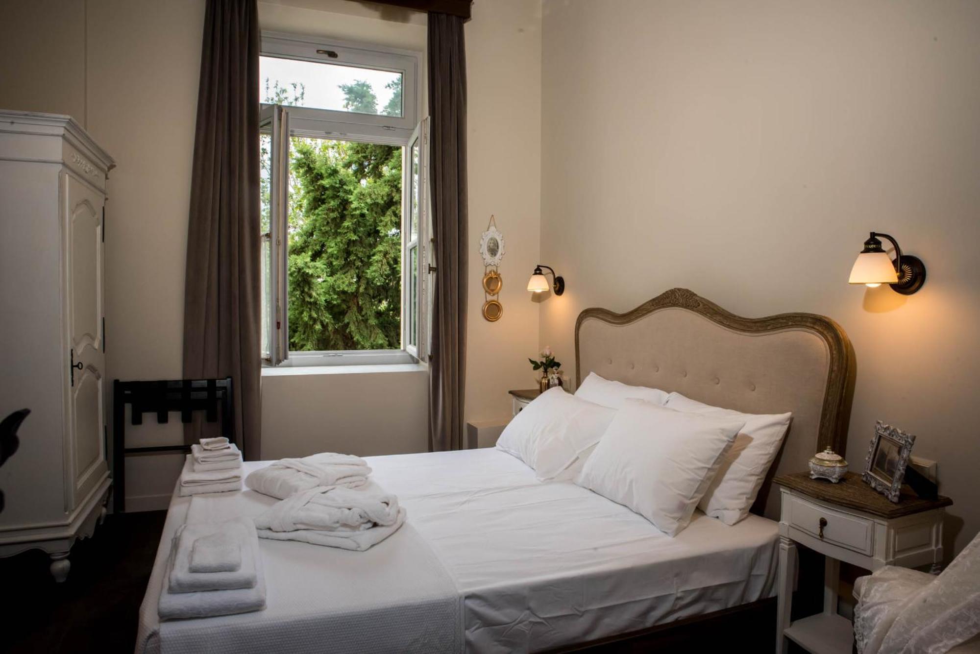 Kyria Boutique House Aparthotel Атина Екстериор снимка