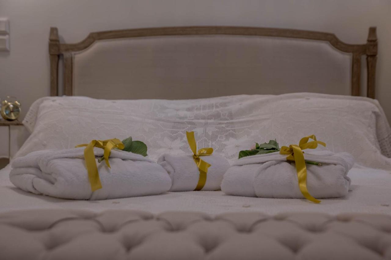Kyria Boutique House Aparthotel Атина Екстериор снимка